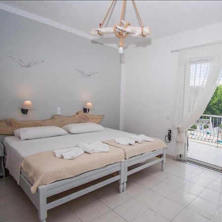 Alexandros Aparthotel Poros Town Exterior foto