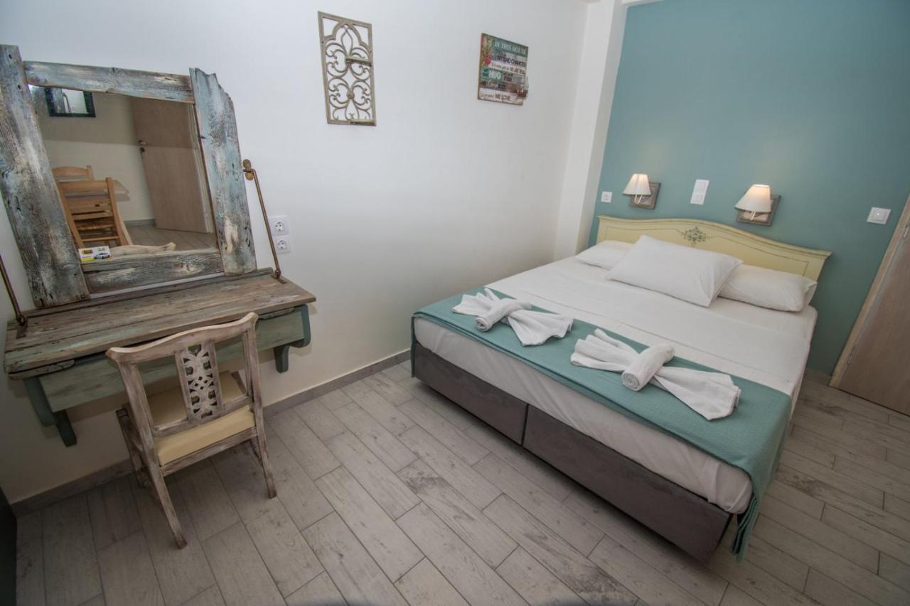 Alexandros Aparthotel Poros Town Exterior foto