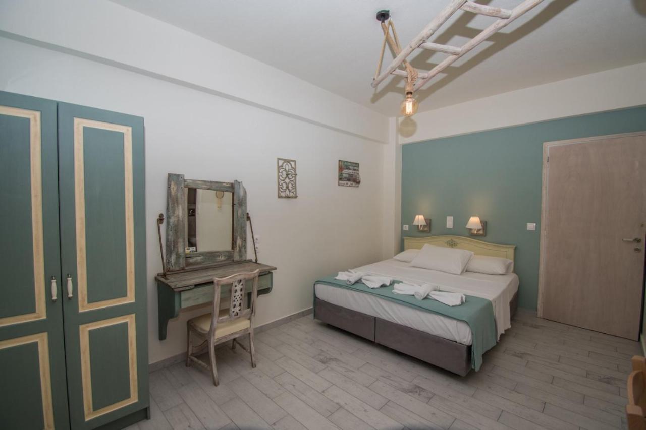 Alexandros Aparthotel Poros Town Exterior foto