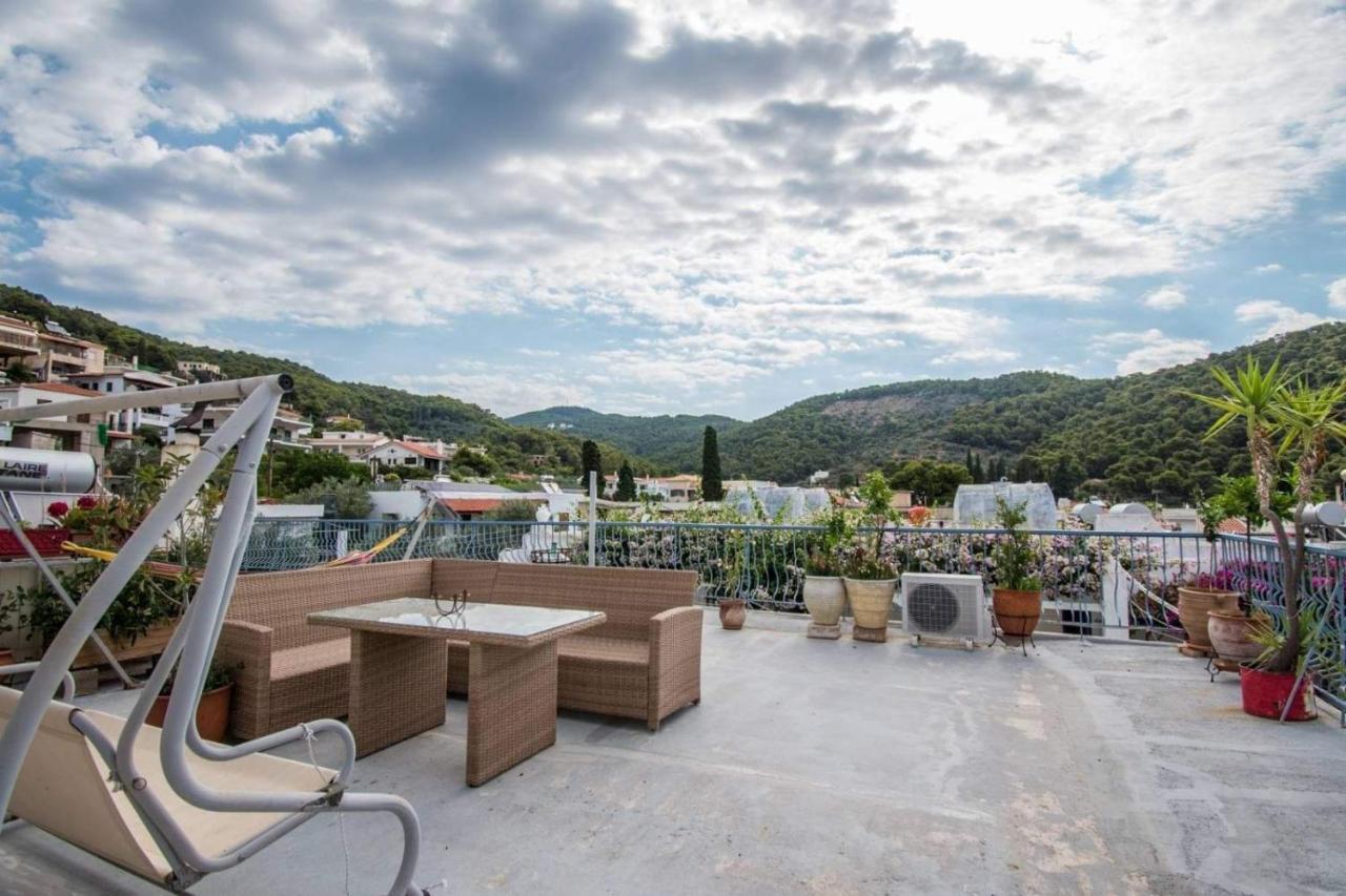 Alexandros Aparthotel Poros Town Exterior foto