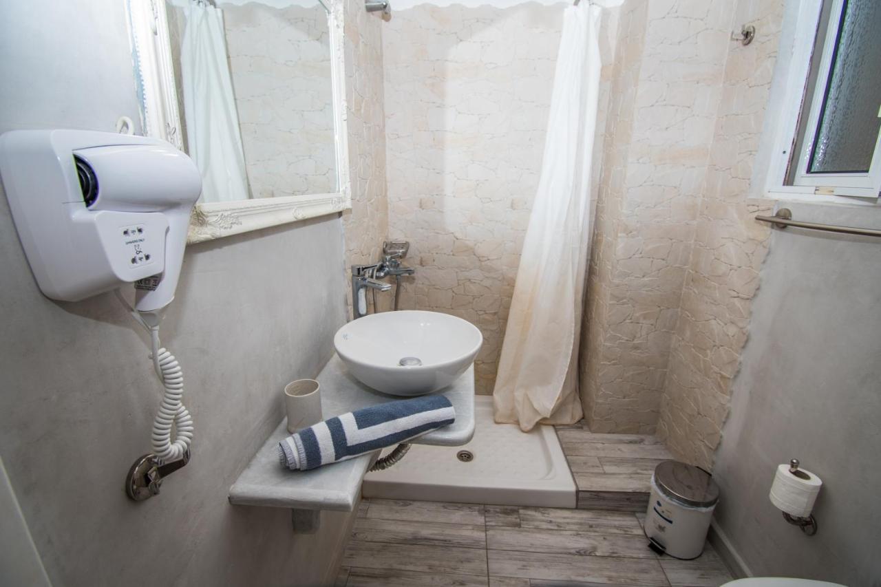 Alexandros Aparthotel Poros Town Cameră foto